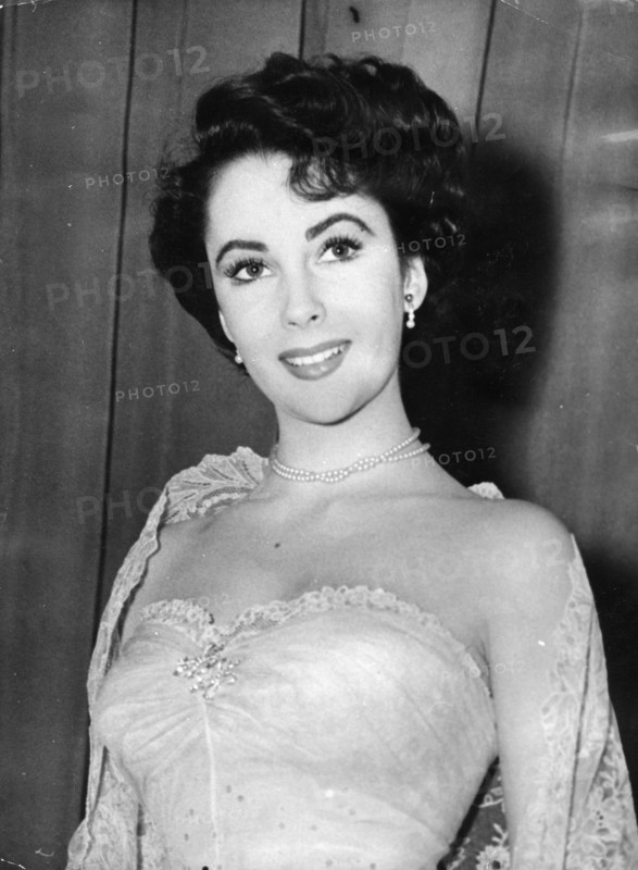 Elizabeth TAYLOR, portrait