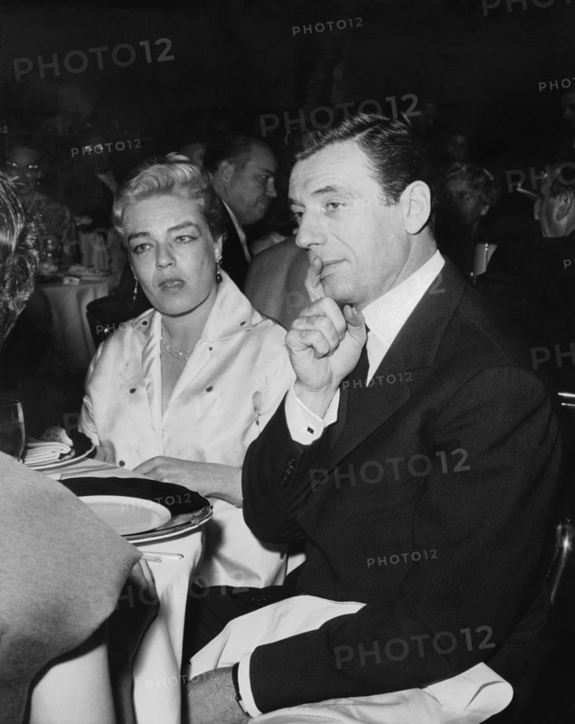 Yves MONTAND and Simone SIGNORET