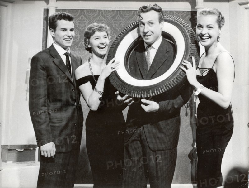 Horst BUCHHOLZ, Liselotte PULBER, Nadja TILLER and Peter ALEXANDER, 1957