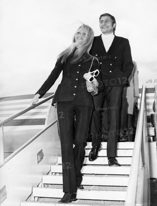 Gunter SACHS with Brigitte BARDOT in Rome, 1967