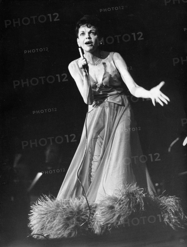 Judy GARLAND singing, 1969
