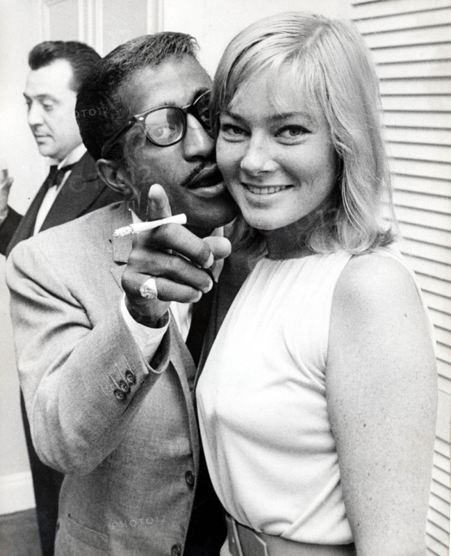 Sammy DAVIS JR. and May BRITT
