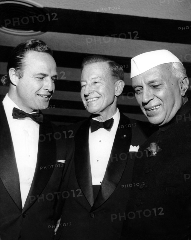 Marlon BRANDO , Pandit NEHRU