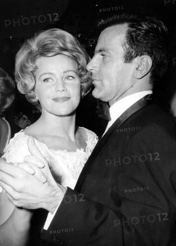 Maria SCHELL and brother Maximlian SCHELL, undated