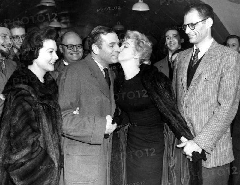 Vivien LEIGH, Laurence OLIVIER, Marilyn MONROE and Arthur MILLER