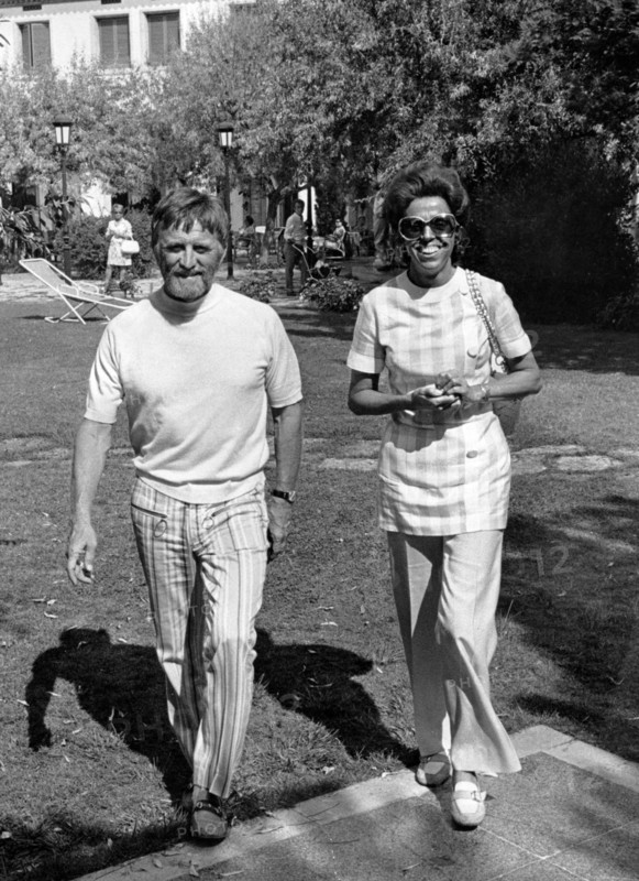 Kirk DOUGLAS in Spain
