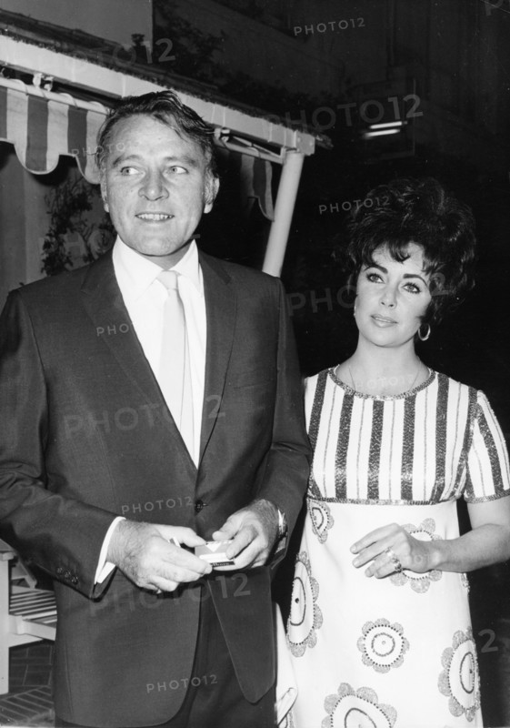 Elizabeth TAYLOR and Richard BURTON, 1967