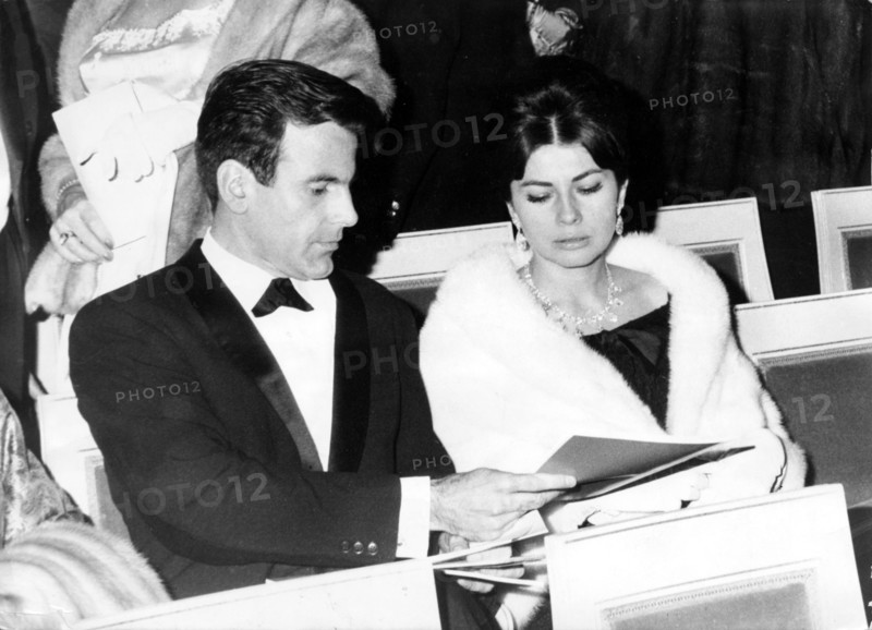 Maximilian SCHELL and Princess Soraya ESFANDIARY BAKHTIARY, 1963