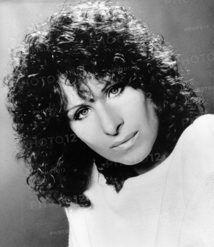 Barbra STREISAND, portrait