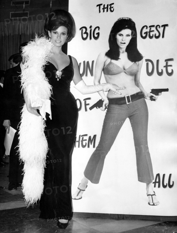 Raquel WELCH in Rome 1966