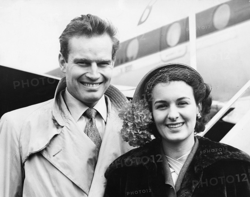 Charlton HESTON with his wife Lydia