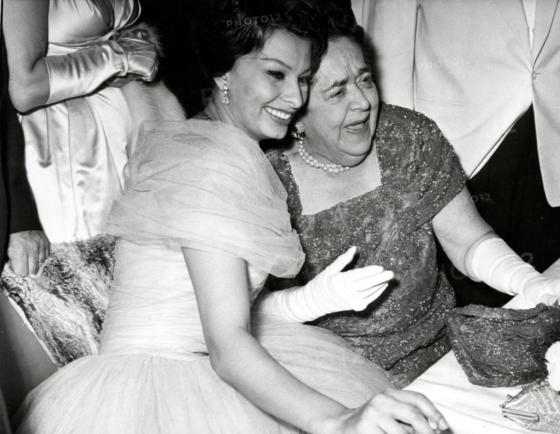 Sophia LOREN and Elsa MAXWELL, Berlinale 1959