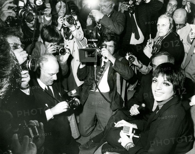 Liza MINNELLI at a press conference at the Hotel Savoy, London 1973