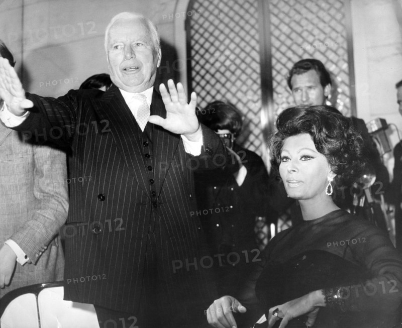Sophia LOREN and Charlie CHAPLIN, London 1965