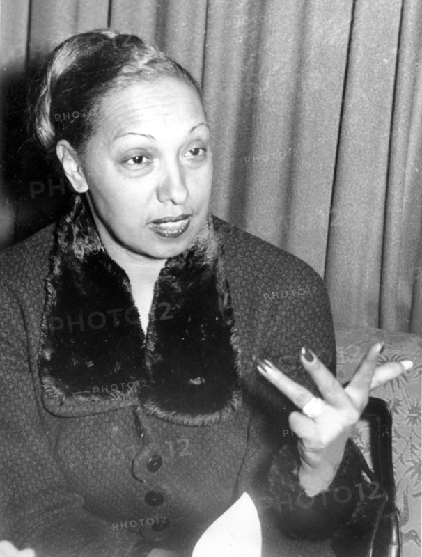 Josephine BAKER at a press conference, 1953