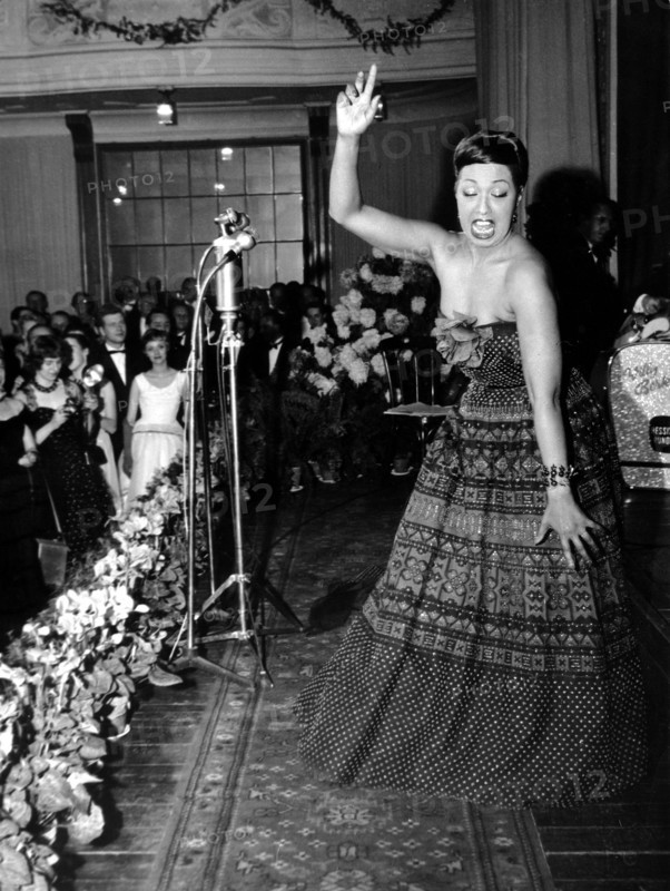 Josephine BAKER at the press ball