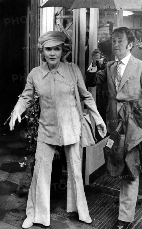 Marlene DIETRICH in a suede combination