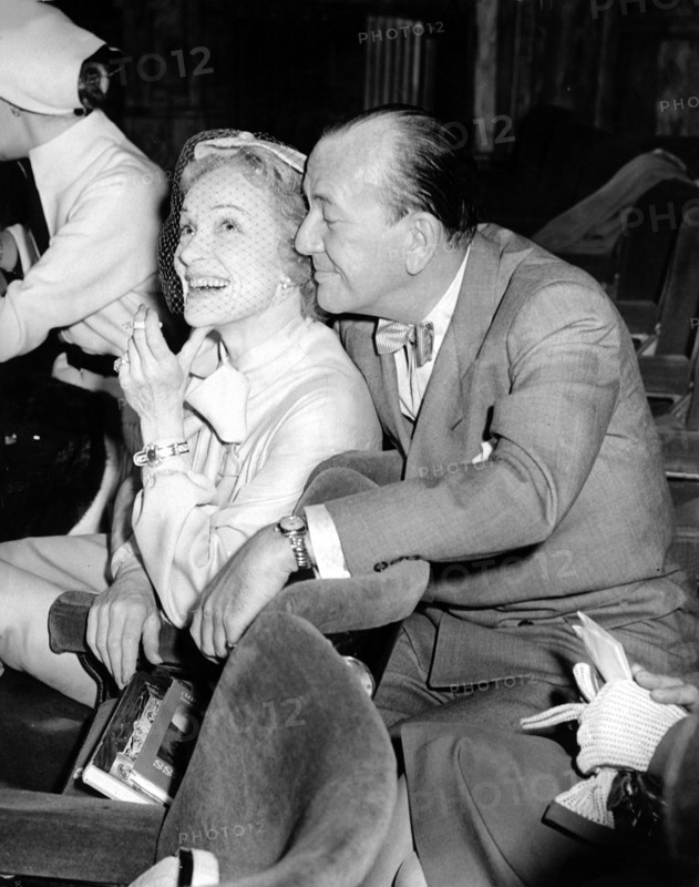 Marlene DIETRICH and Noel COWARD, 1954