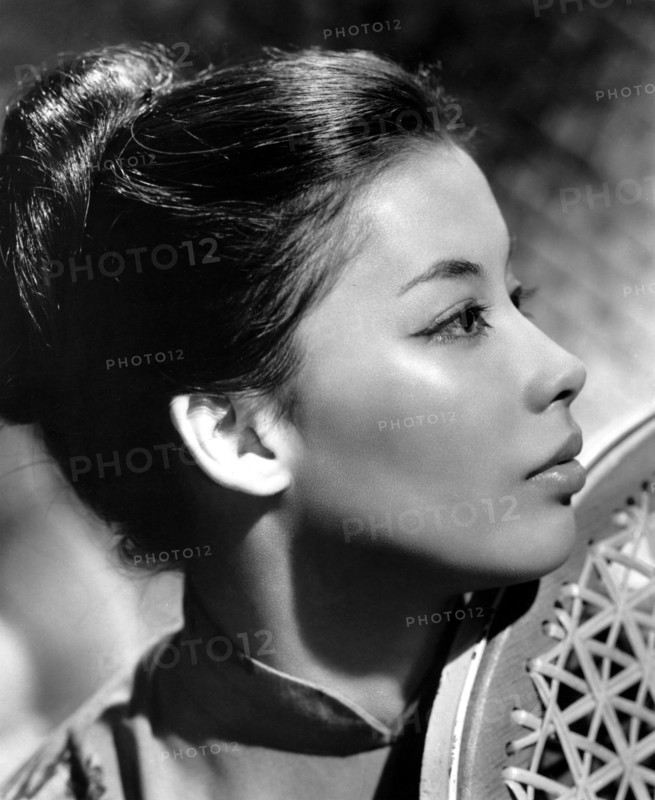 France NUYEN, portrait