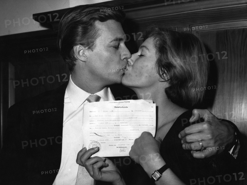 Karlheinz BÖHM and Beatrix Gudula BLAU, wedding 1958