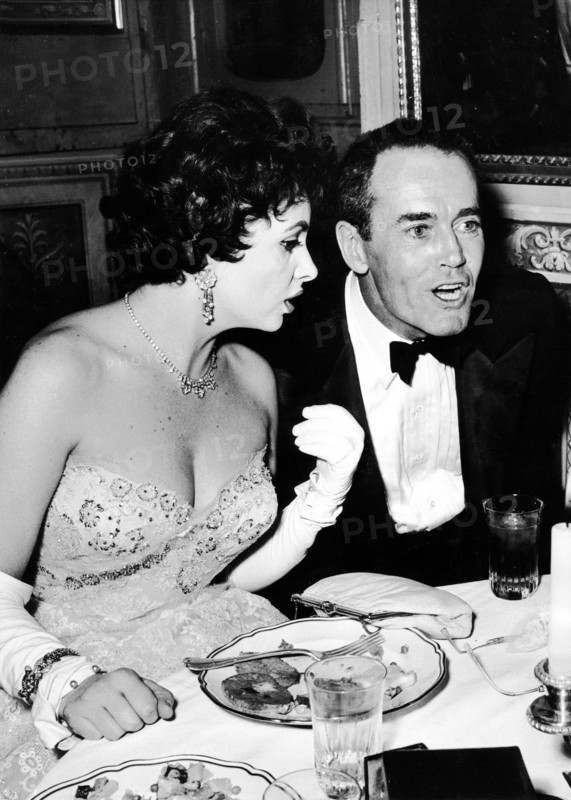 Gina LOLLOBRIGIDA and Henry FONDA, 1954