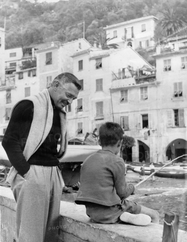 Clark GABLE with a boy fishing, Portofino 1953