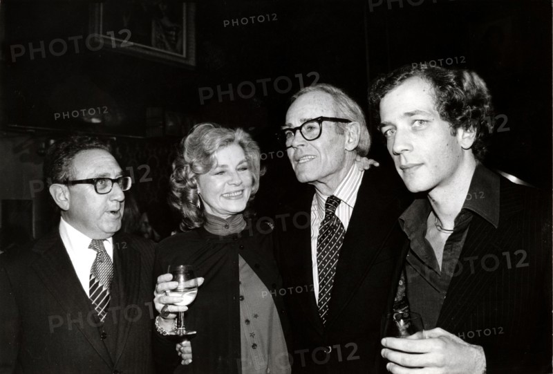 H. KISSINGER, L. BACALL, H. FONDA and S. BOGART