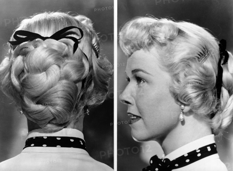 Doris DAY with historical hairstyle