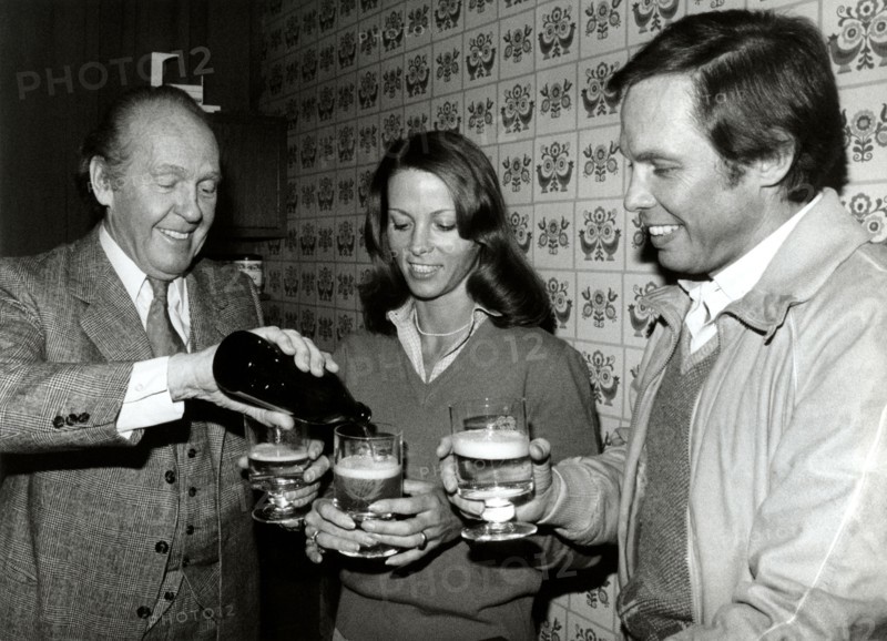 Peter KRAUS with his wife and father