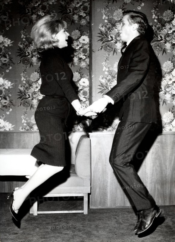 Peter KRAUS + Lil BABS dance 'Letkis'