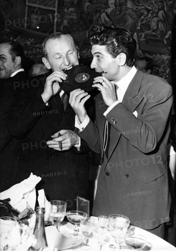 Gilbert BÉCAUD and André BOURVIL, 1953
