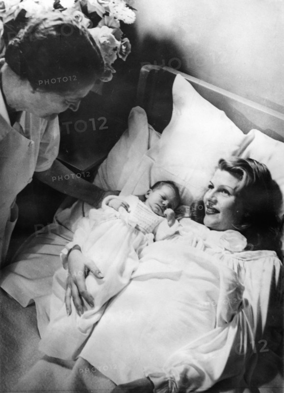 Rita HAYWORTH birth of daughter Yasmin