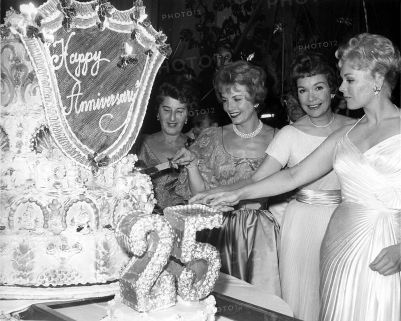 Kim NOVAK, Jane WYMAN and Janet BLAIR