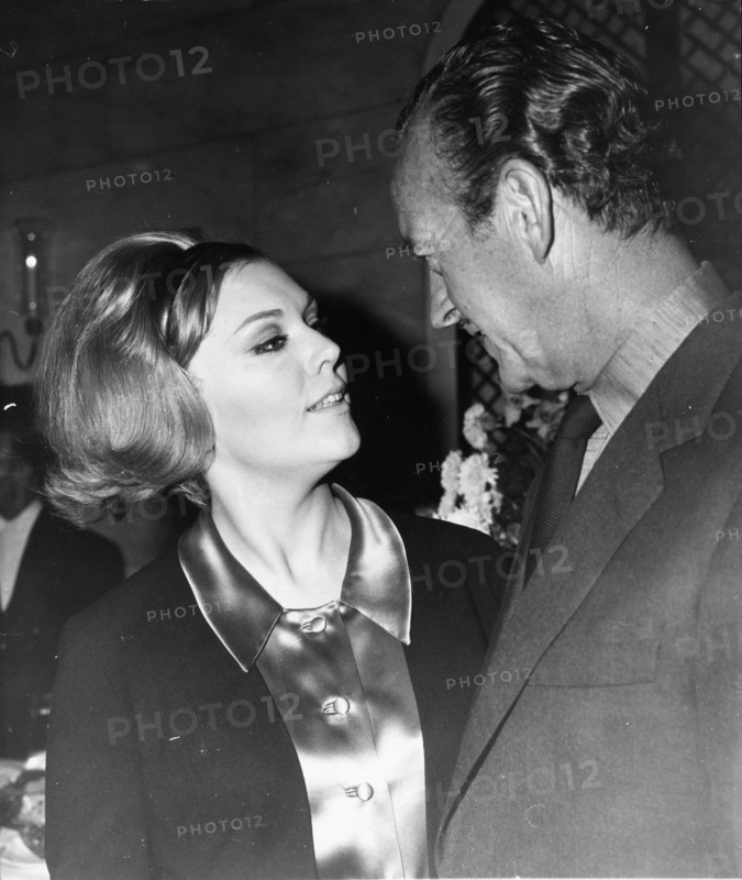 Kim NOVAK and David NIVEN, 1966
