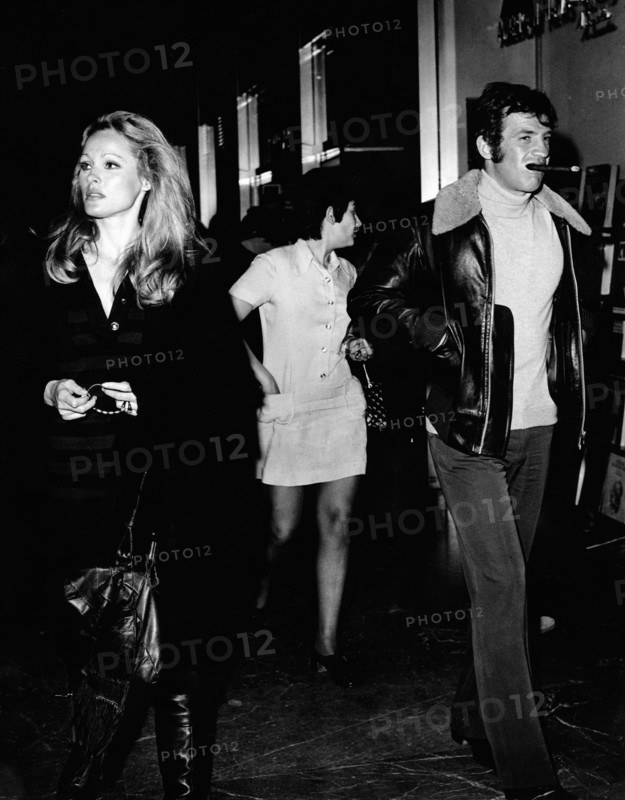 Jean-Paul BELMONDO + Ursula ANDRESS in Athens