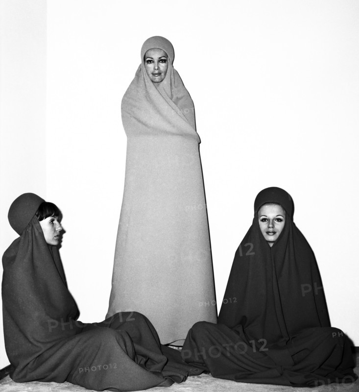 Petra SCHÜRMANN wears Bedouin look by Heinz Oestergaard, 1969