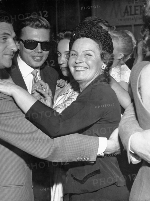 Magda SCHNEIDER and Karlheinz BÖHM in 'Tabu', Munich 1956
