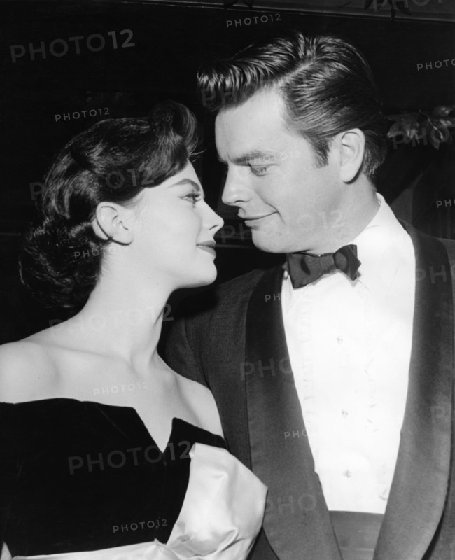 Natalie WOOD and Robert WAGNER, 1956