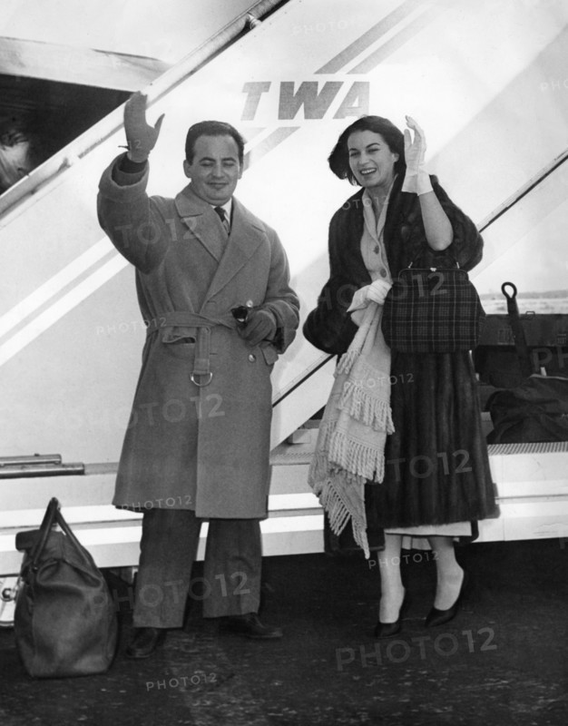 Silvana MANGANO and Dino DE LAURENTIIS in New York