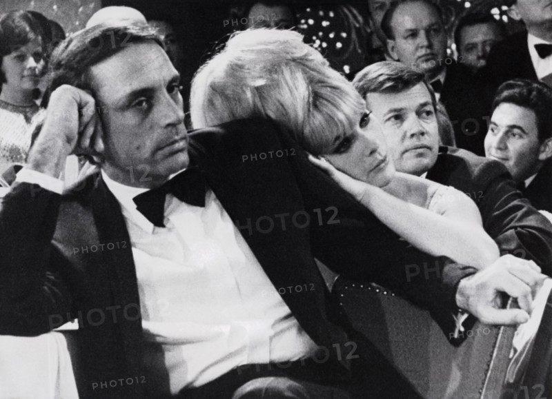 Elke SOMMER and Joe HYAMS, 1967