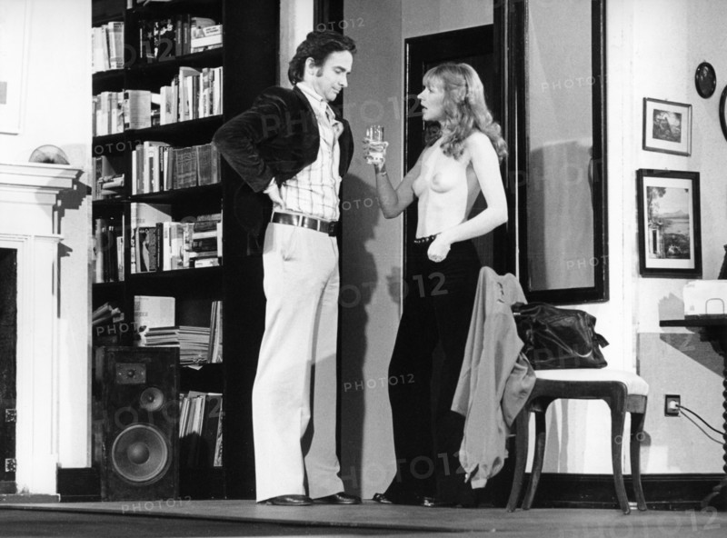 Ursela MONN, Christoph BANTZER in "Unfortunately not available", 1976