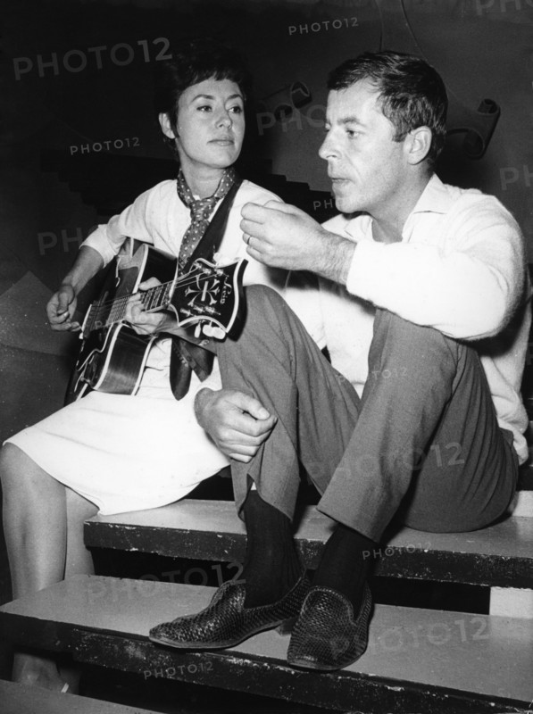 Caterina VALENTE and Chris HOWLAND, 1963