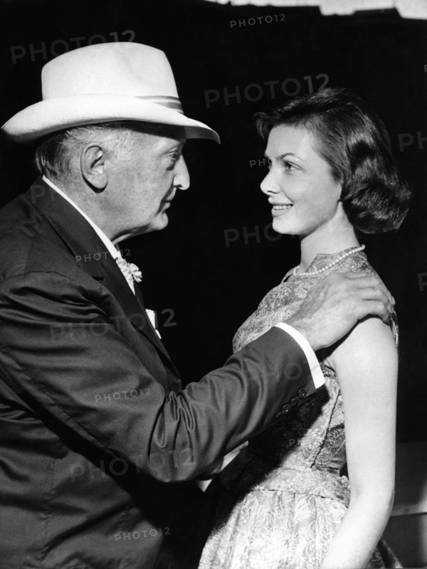 Hans ALBERS and Margit NÜNKE