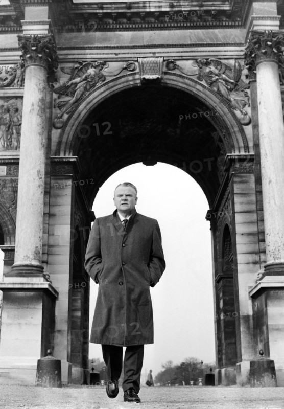 James CAGNEY in Paris, 1960