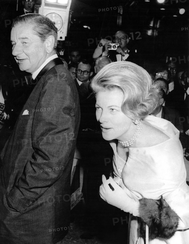 Joan FONTAINE and Charles ADDAMS