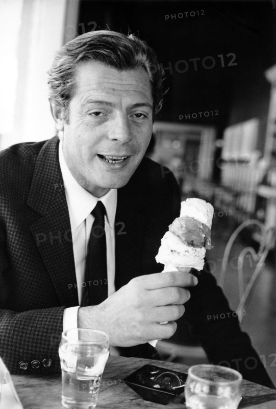Marcello MASTROIANNI, 1965