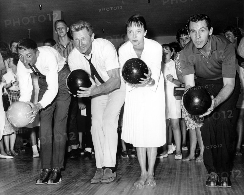 US actors open bowling alley around 1960