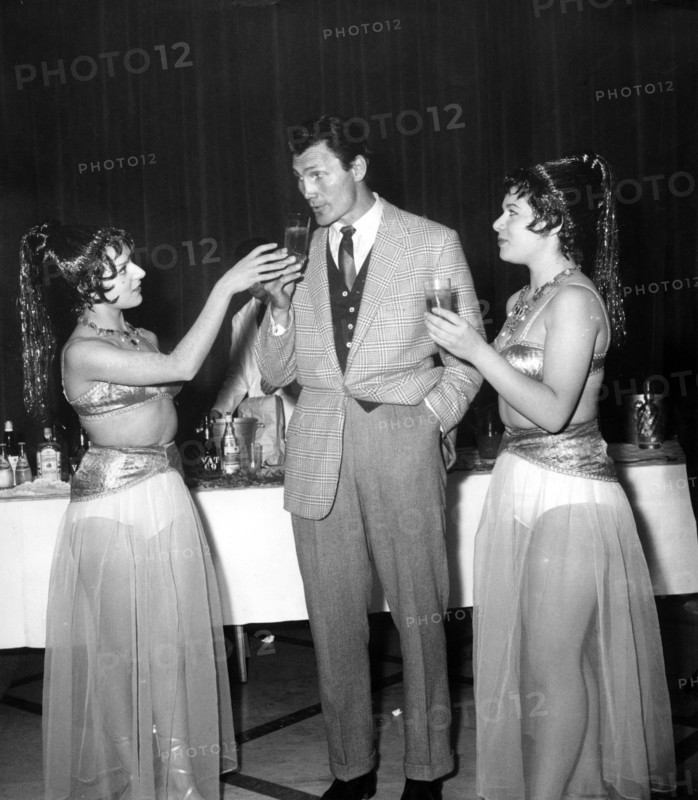Jack PALANCE at the Foreign Press Club in Rome, 1960