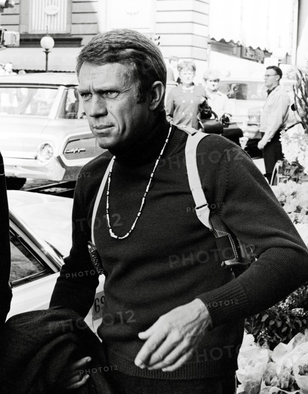 Studio Publicity Still from "Bullitt" Steve McQueen 1968 Warner / Seven Arts   File Reference # 31537_557THA