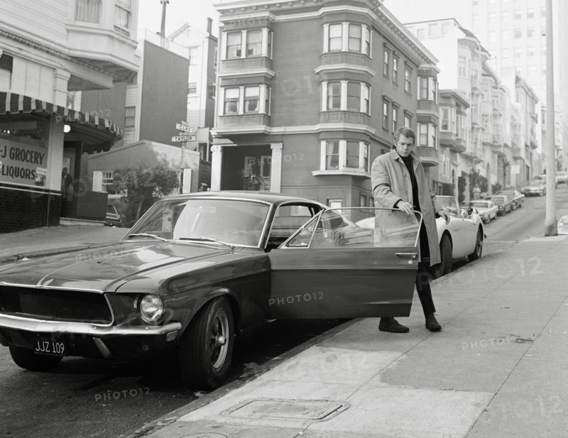 Studio Publicity Still from "Bullitt" Steve McQueen 1968 Warner / Seven Arts   File Reference # 31537_560THA